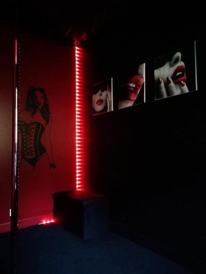 SWEETS-DREAMS-Amiens-Picardie-insolite-balneo-week-end-amoureux Contoire Extérieur photo
